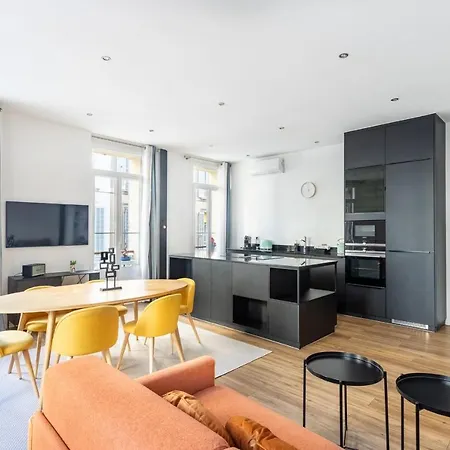 Prodigious 3 Bedrom With Ac Near The Station - Dodo Et Tartine Tolone